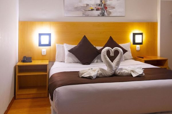 Hotel Balsa Inn (Puno)